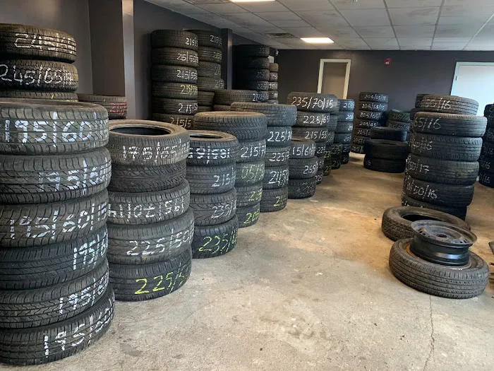Lopez Used Tires & flat fix 2