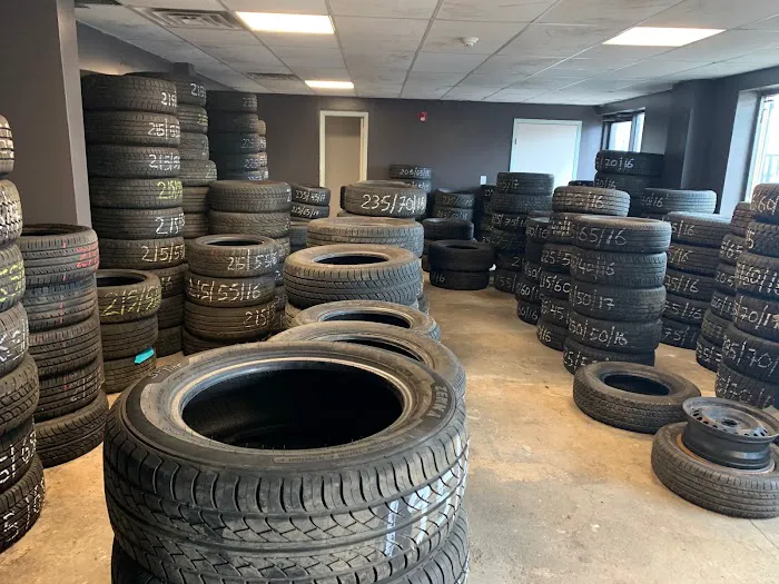 Lopez Used Tires & flat fix 4