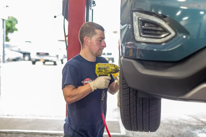 Gene's 112 Auto Service Center 0