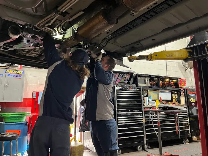 Gene's 112 Auto Service Center 6