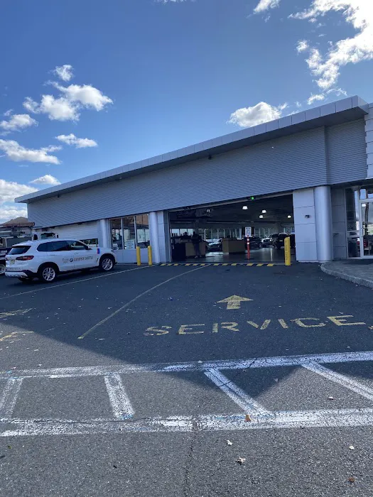 Park Ave BMW Service, Parts, Collision center 5