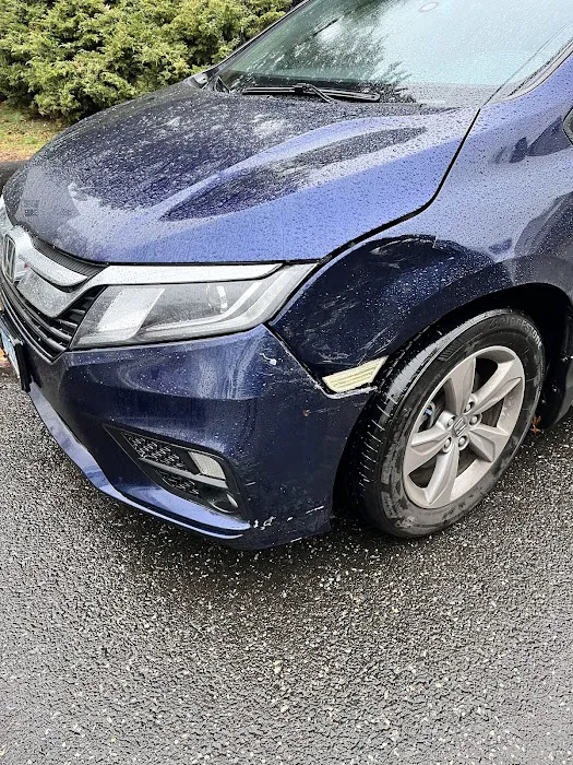 Sal's Auto Body 4
