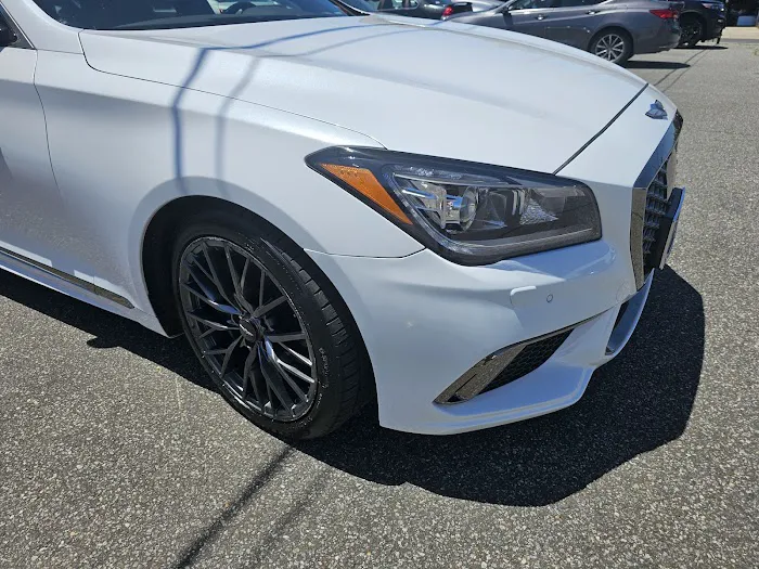 M & F Auto Body Inc 3