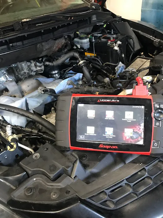 GALVAN AUTO REPAIR LLC 7