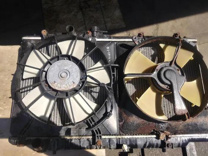 Radiator and A/C Repair Shop 8