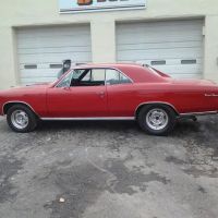J & B Auto Body Inc