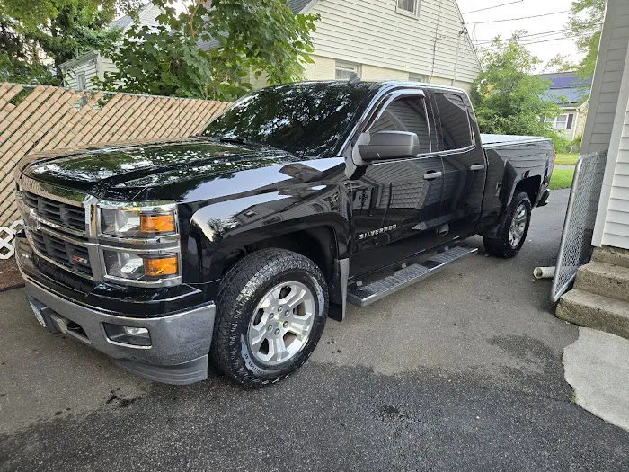 Apex Autoglass Solutions 0