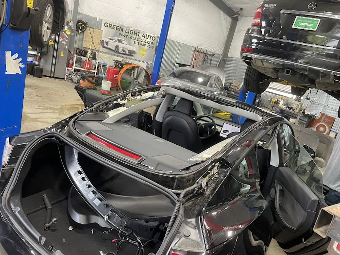 Apex Autoglass Solutions 5