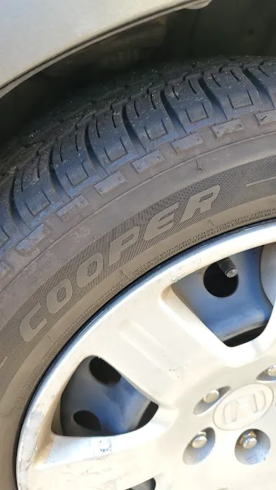 Tire Shak 0