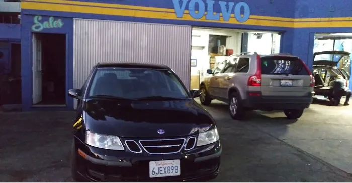 Santa Monica Volvo-Saab Services 8