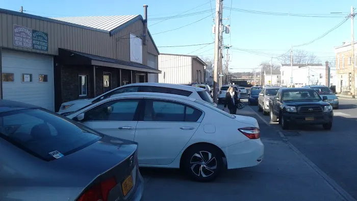 Green Island Auto Body Ltd 2