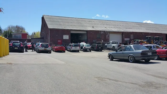 Rensselaer Student Auto Shop 1
