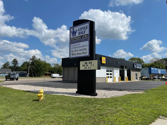 Little Wolf Automotive Express Lube 2