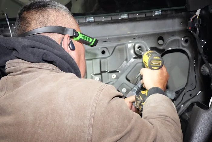 Garcia’s Auto Glass 4
