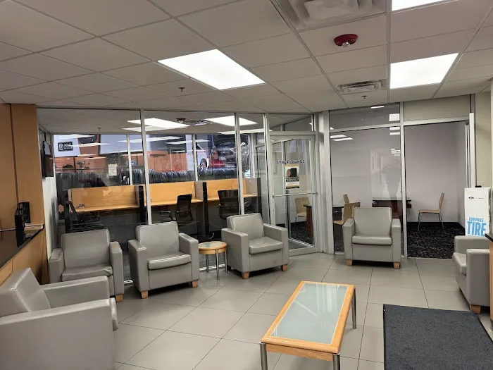 Schaumburg Ford Service Center 8