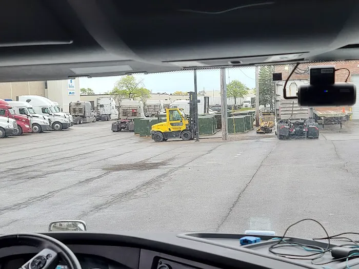 RUN DIRECT INC | RT Group Truck & Trailer Repair Center 8