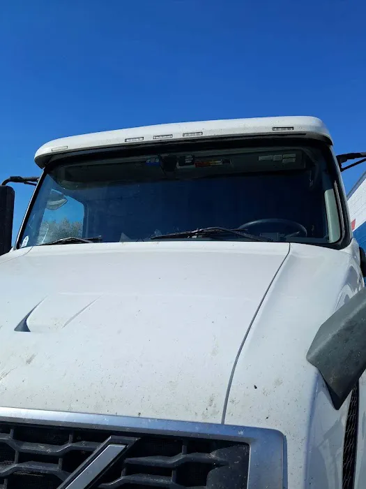 Felipe semitruck & auto glass inc 3