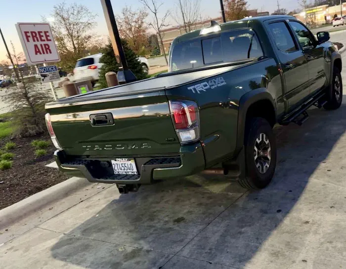 Caliber Auto Glass 1