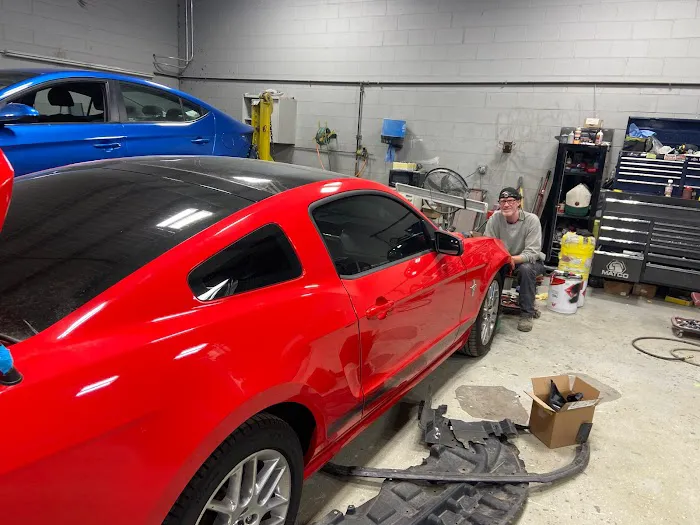 Thomas Collision Center 9