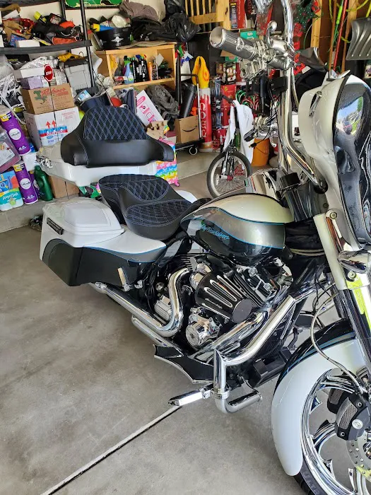 Stretch's Motorcycle Shop 9