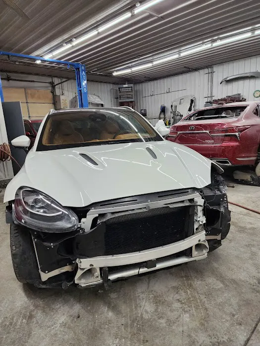 1st Collision Tech Inc. 4