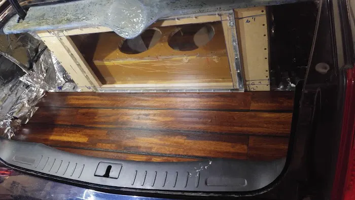D D Car Audio 6