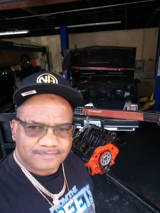 Tony's Tire & Auto Repair 8