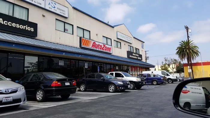AutoZone Auto Parts 3