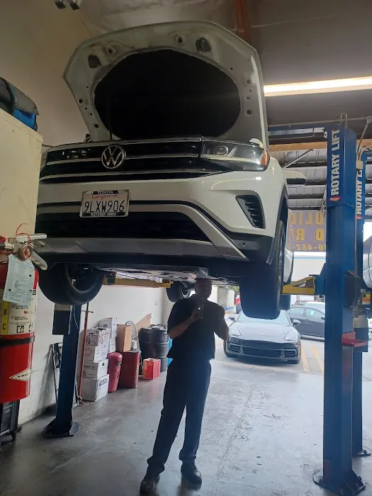 Julio's Auto Repair 6