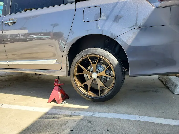 Pacific Tire Motorsports 6