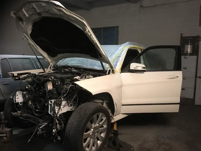 Rigo's Body Shop 3