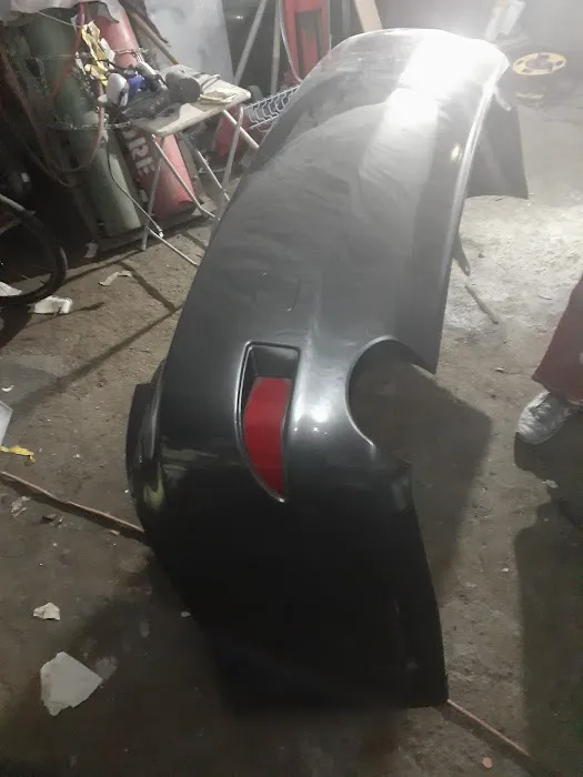 Michael's Auto body Shop 0