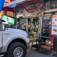 Reyes Electronics & Window Tint (E-20)