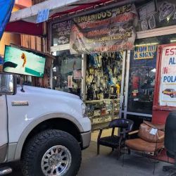 Reyes Electronics & Window Tint (E-20) ico