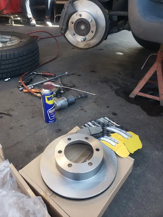 Cazal Auto Garage 6