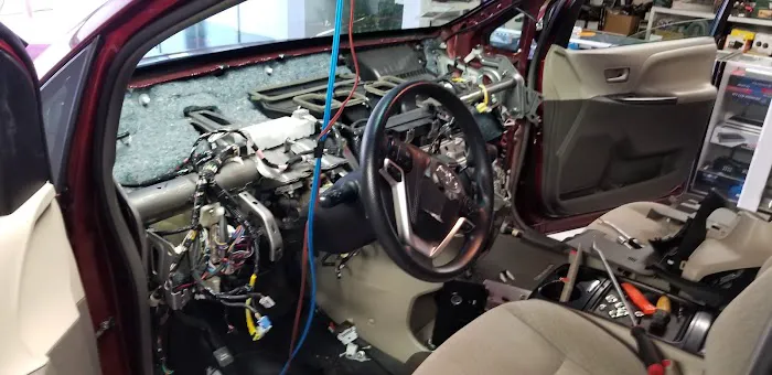 Molina Car Stereo 9