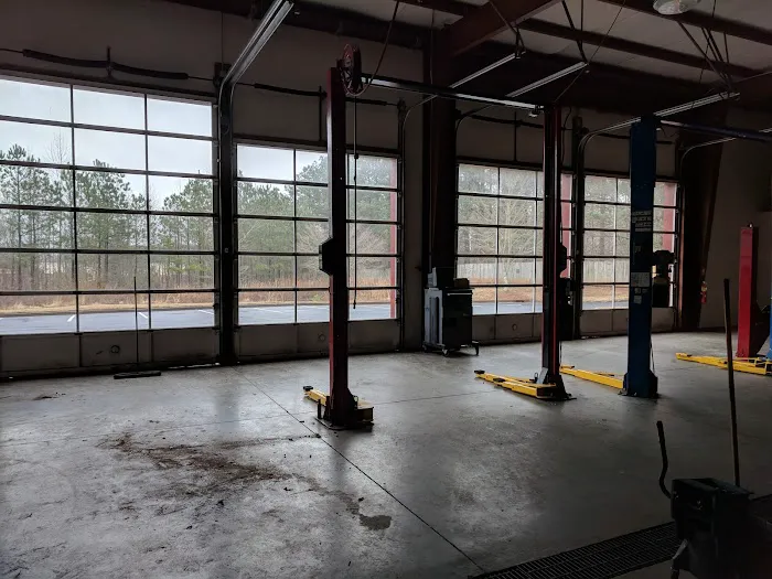 Service Street Tire & Auto Repair 8