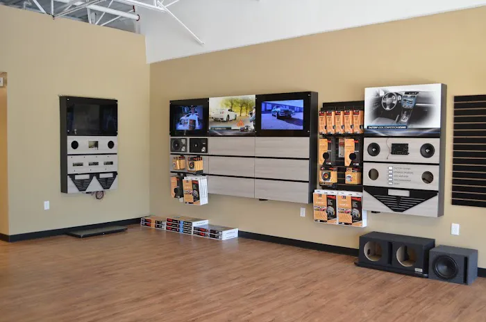Alphasound Car Audio 5
