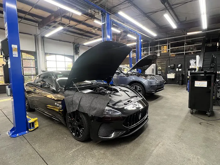 Rocco's European Garage 9