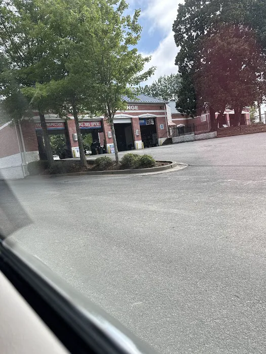 Express Oil Change & Tire Engineers 8