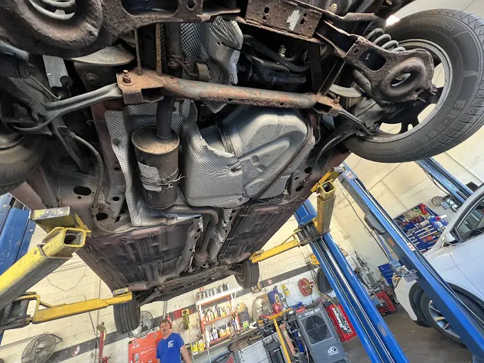Torque & Tune: Performance Auto Repair 6