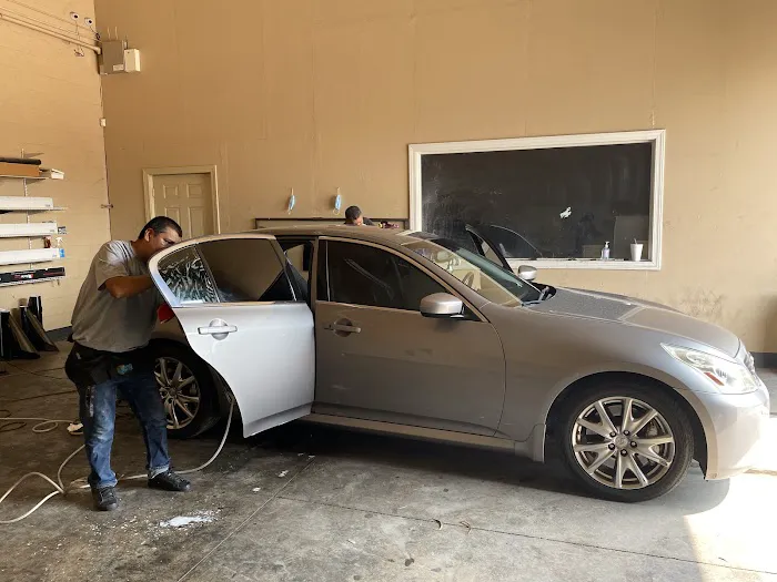 BERNIES WINDOW TINTING LLC 0
