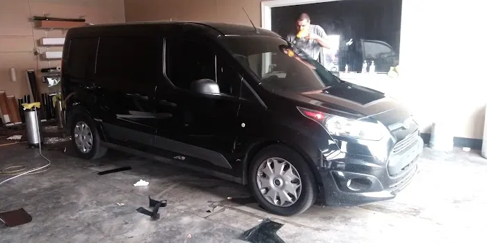 BERNIES WINDOW TINTING LLC 4
