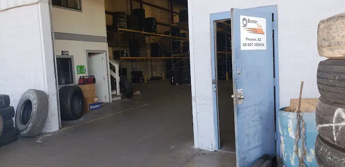 Border Tire 0