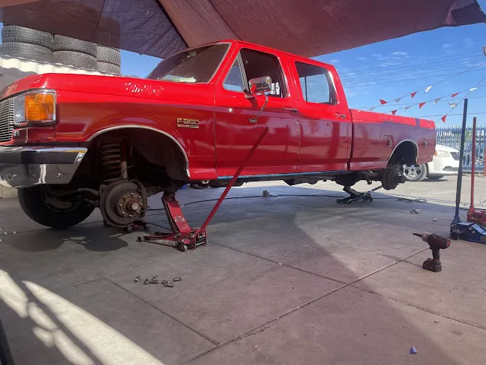 Jonis Tire Shop 4