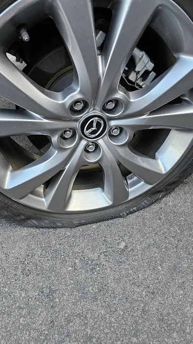 Jonis Tire Shop 1