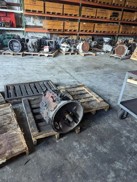 MEC Truck Repair & Road Side Services Llc 7