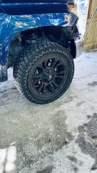 GL New & Used Tires 0
