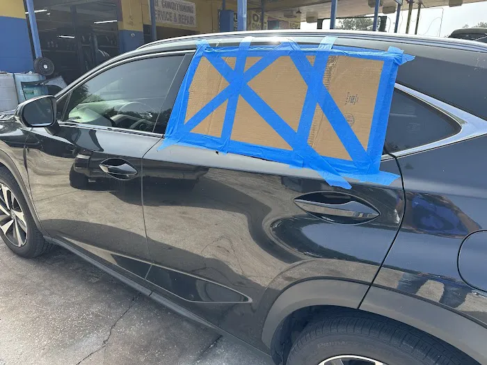 Speedy Auto Glass 1