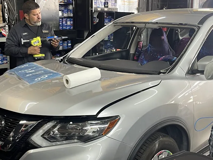 Speedy Auto Glass 9